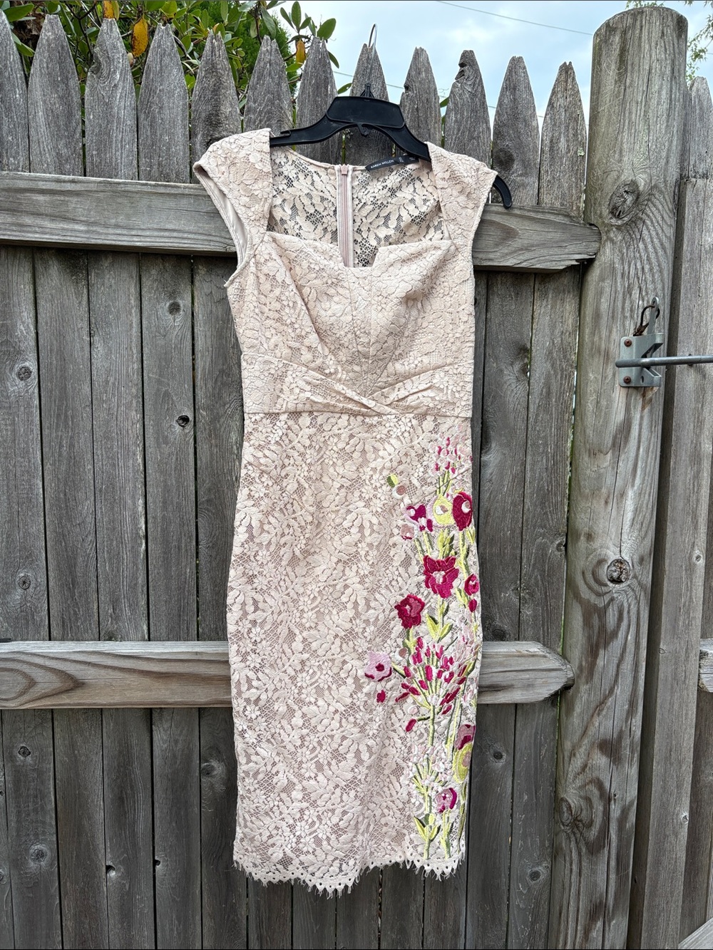 Karen Millen size 4 dress with floral stitching!